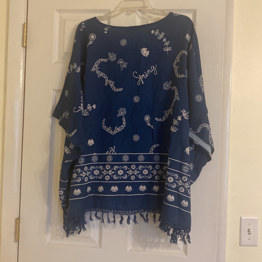 Blue Spring Poncho - Picture 4 of 4